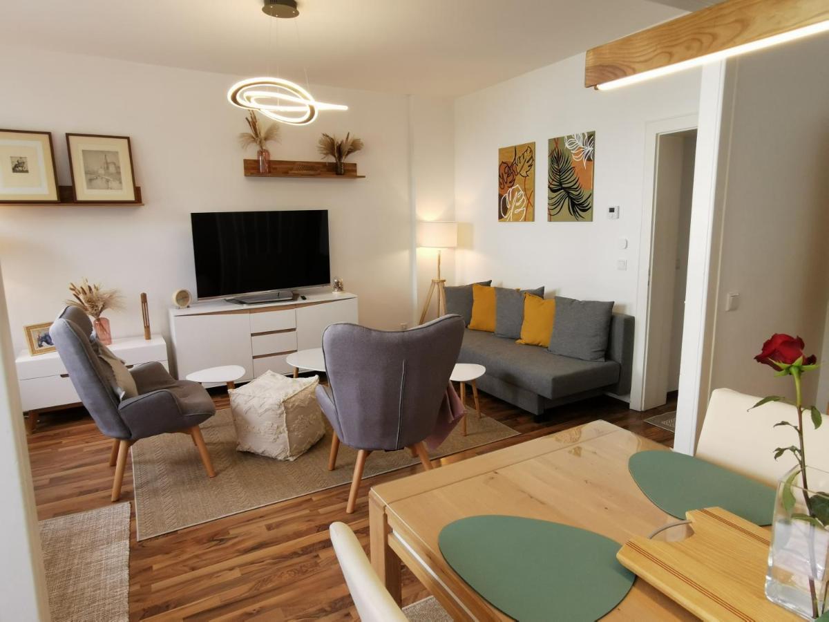 Apartment Quirin Neuss Exterior photo